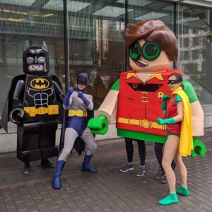 Robin Minifigure 300x300